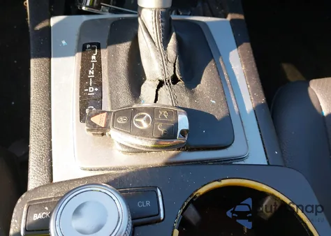 2011 Mercedes-Benz C 300 Luxury/Sport из США, поврежденный, VIN WDDGF5EB2BA529568